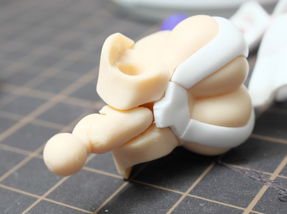 メガミデバイス 九尾 素体 合わせ目